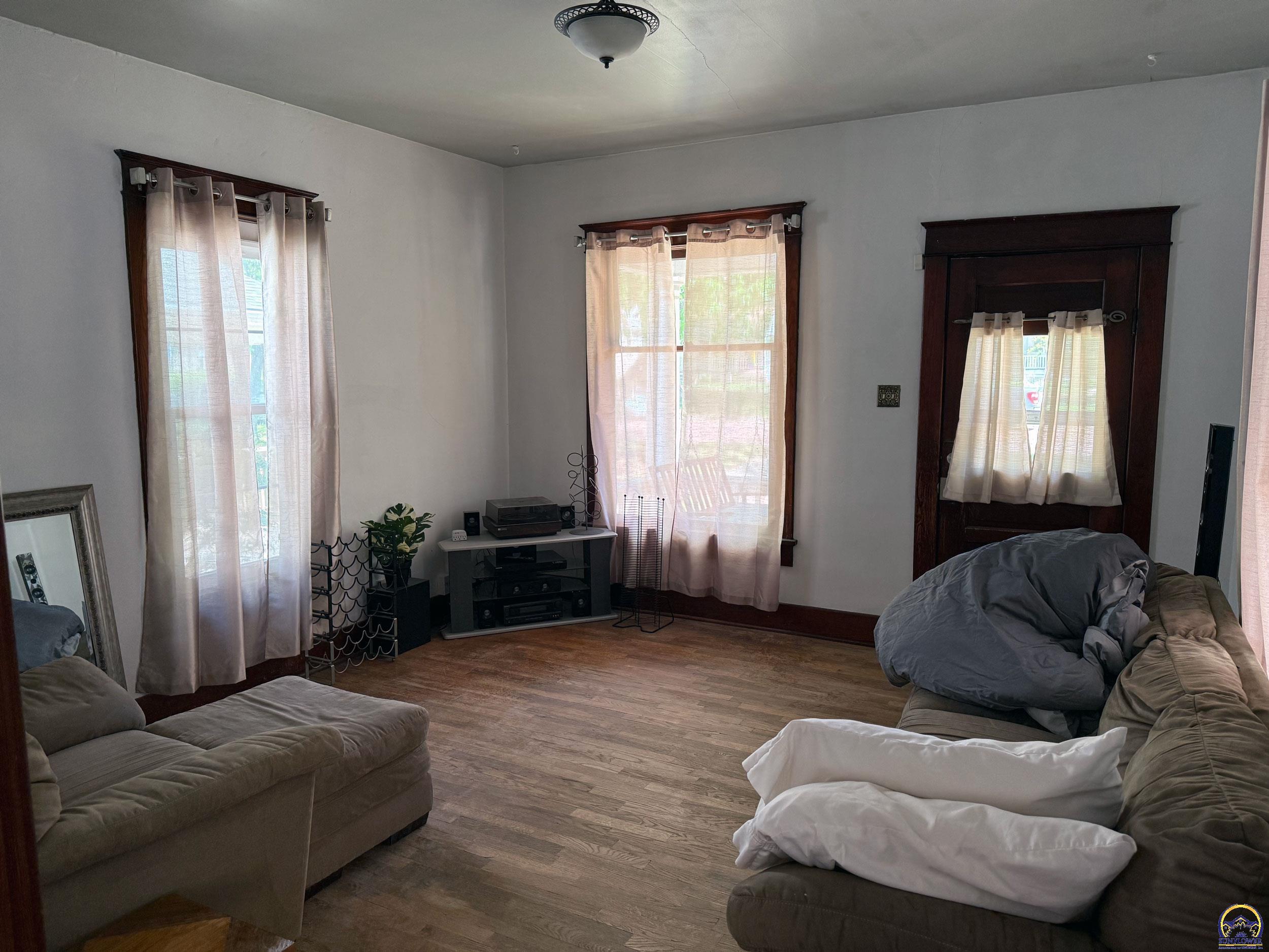 115 Southwest Fillmore Street Topeka, KS 66606 - Photo 4 of 12