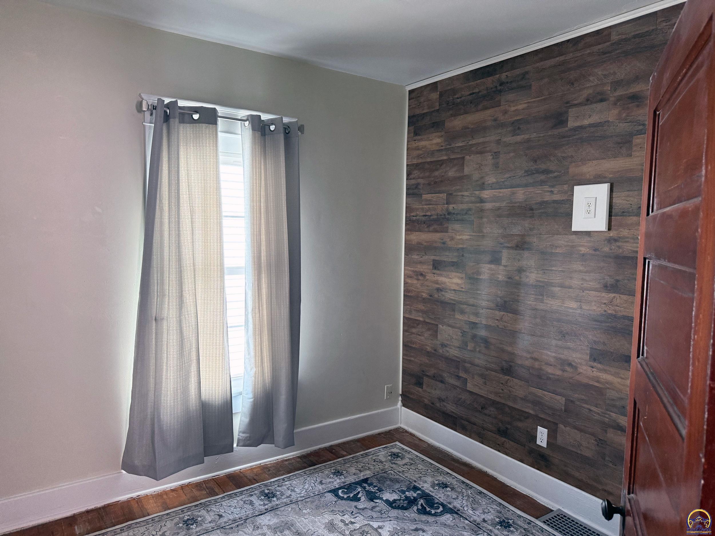 115 Southwest Fillmore Street Topeka, KS 66606 - Photo 5 of 12