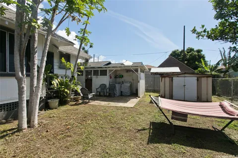 $949,000 | 2211 Bingham Street, Honolulu, HI 96826