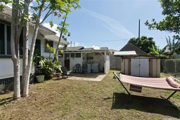 $949,000 | 2211 Bingham Street, Honolulu, HI 96826