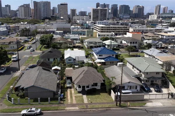 $949,000 | 2211 Bingham Street, Honolulu, HI 96826