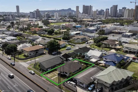 $949,000 | 2211 Bingham Street, Honolulu, HI 96826