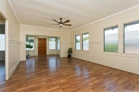 $949,000 | 2211 Bingham Street, Honolulu, HI 96826