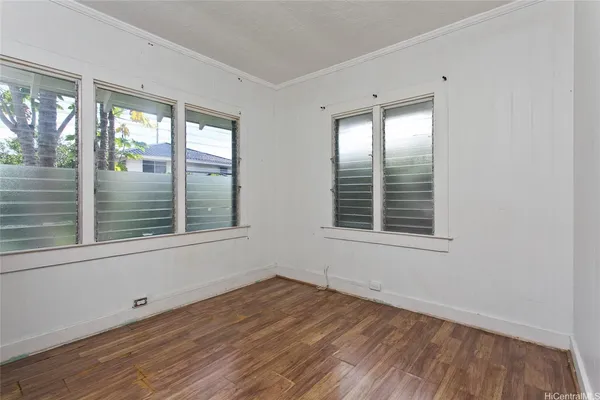 $949,000 | 2211 Bingham Street, Honolulu, HI 96826