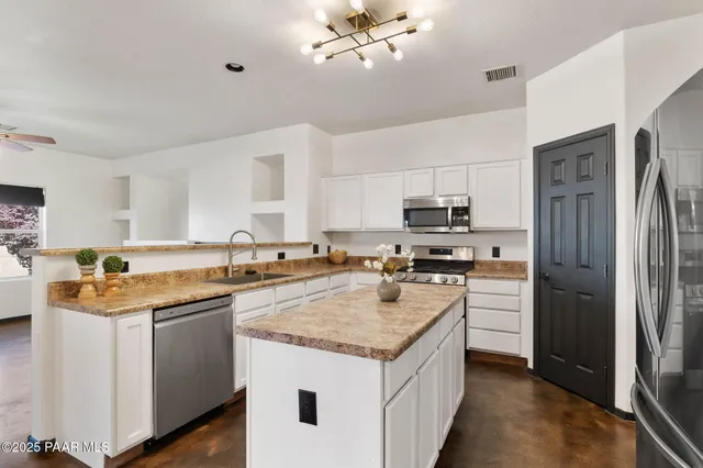 $395,000 | 12722 East Viento Street, Prescott Valley, AZ 86327