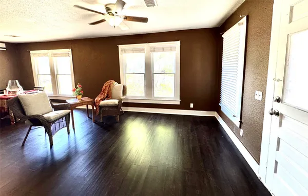 $170,000 | 515 North Lampasas Street, Bertram, TX 78605