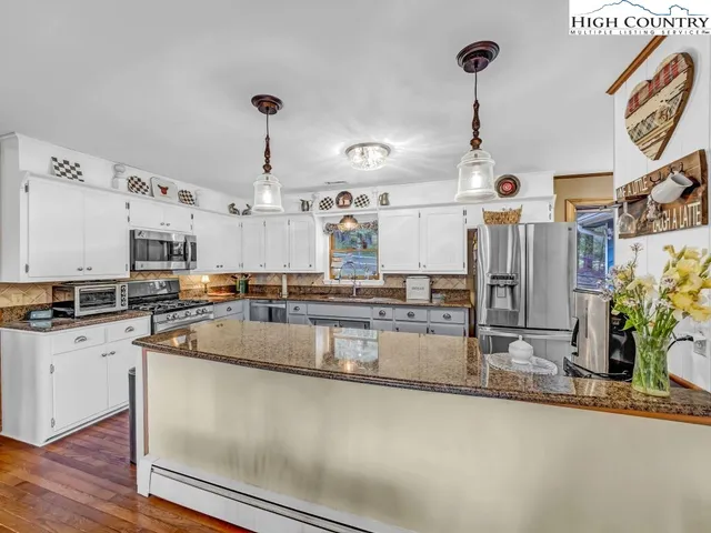 $799,000 | 671 Bairds Creek Road, Vilas, NC 28692