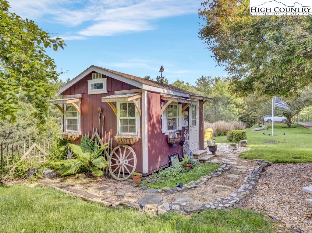 671 Bairds Creek Road Vilas, NC 28692 - Photo 39 of 50