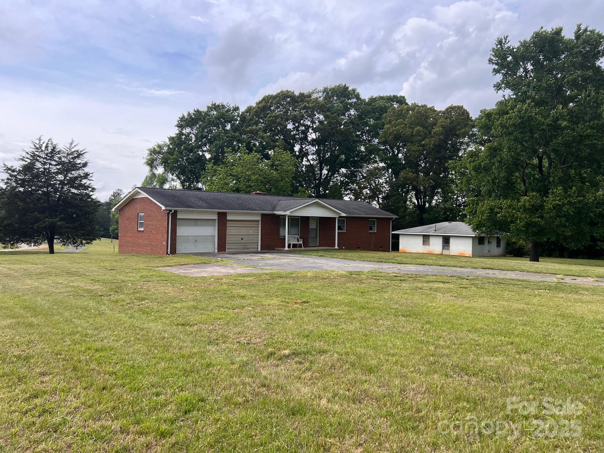 675 East Ritchie Road Salisbury, NC 28146 - Photo 2 of 14 Gallery Image 2