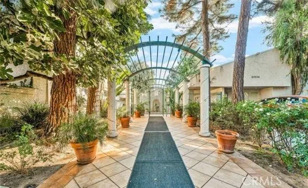 $425,000 | 20134 Leadwell Street, Unit 159, Winnetka, CA 91306