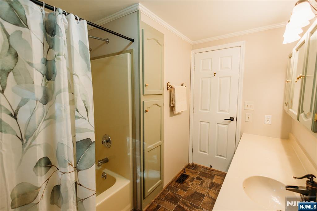 7 New Myrtle Drive Montague, NJ 07827 - Photo 23 of 34