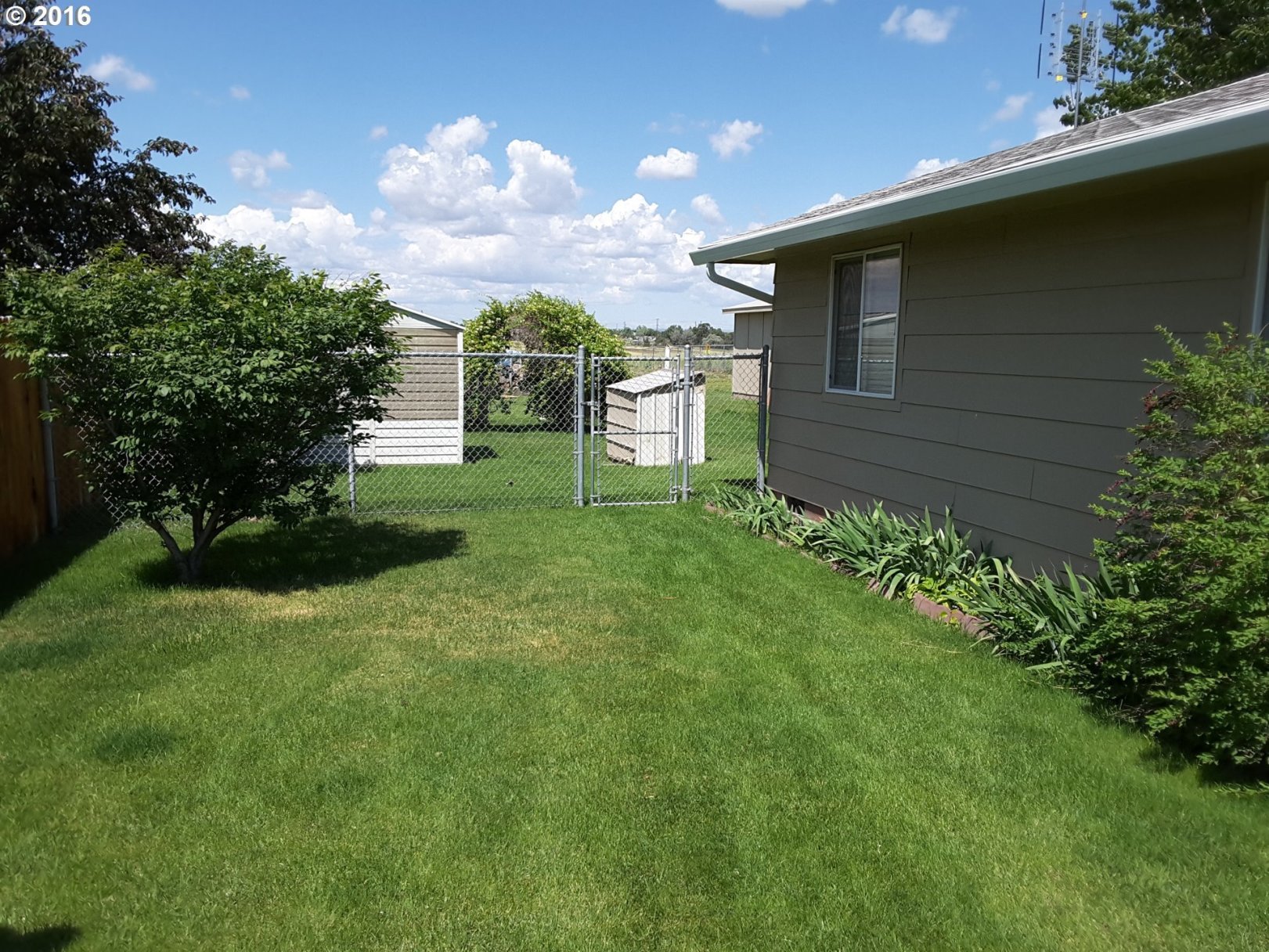939 East Ridgeway Avenue Hermiston, OR 97838 - Photo 4 of 27 Gallery Image 4