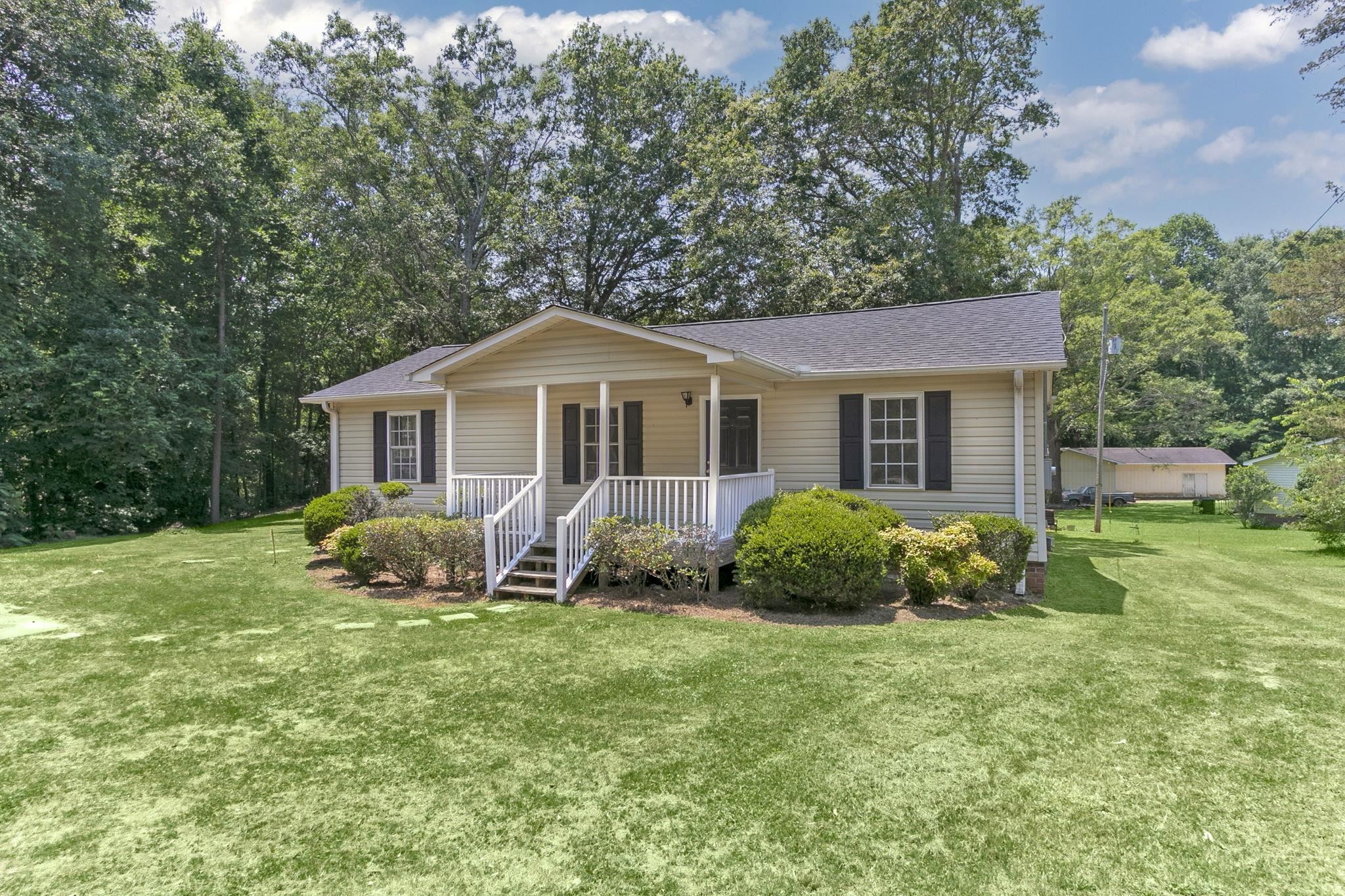 216 Black Snake Road Easley, SC 29640 - Photo 2 of 36 Gallery Image 2