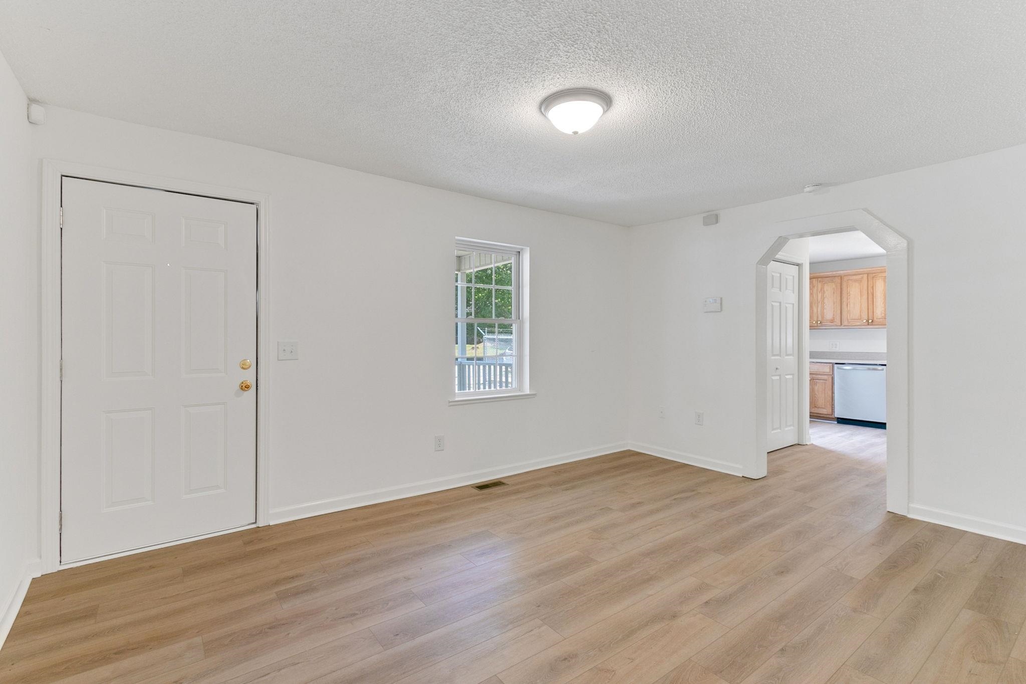 216 Black Snake Road Easley, SC 29640 - Photo 8 of 36 Gallery Image 8