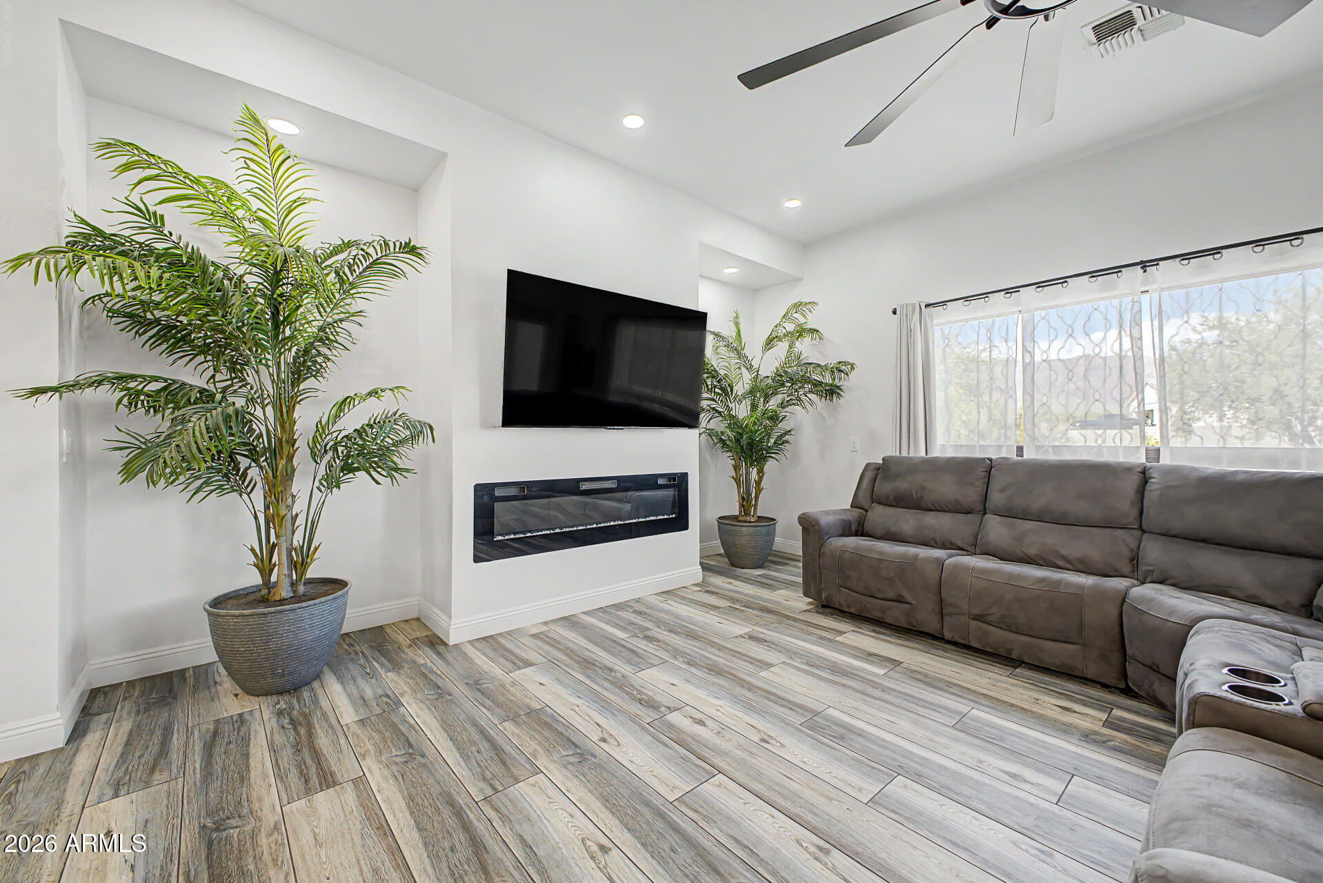 529 South Val Vista Road Apache Junction, AZ 85119 - Photo 13 of 56 16 - Val Vista