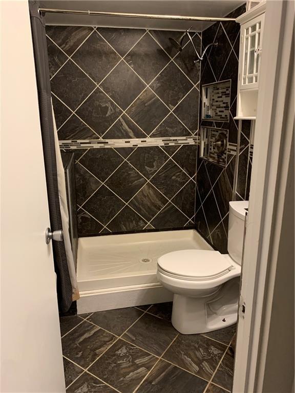 5708 Walnut Street, Unit G1 Pittsburgh, PA 15232 - Photo 10 of 19
