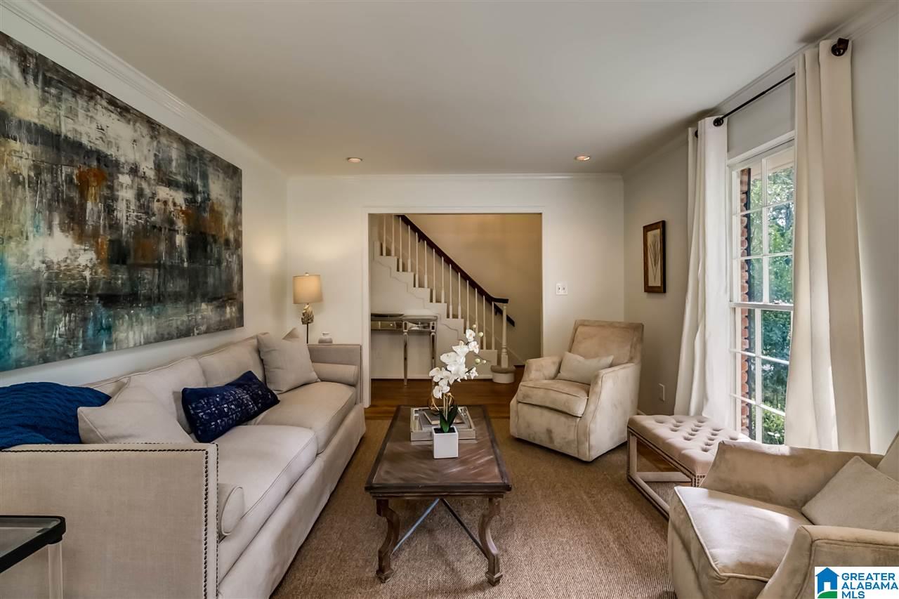 145 Memory Court Mountain Brook, AL 35213 - Photo 8 of 31