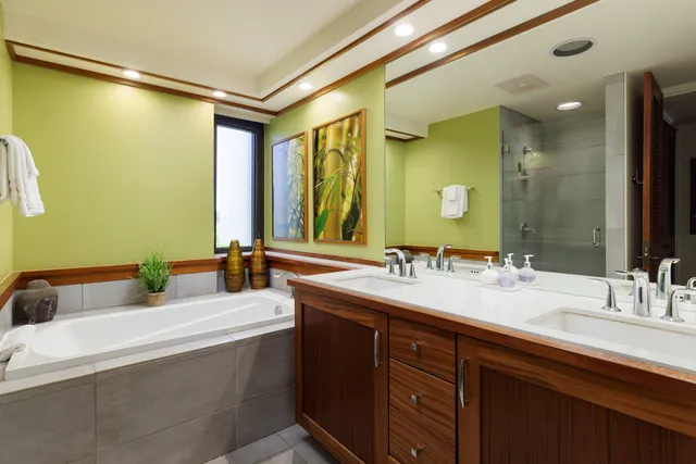 $1,450,000 | 68-1050 Mauna Lani Point Drive, Unit J201, Kamuela, HI 96743