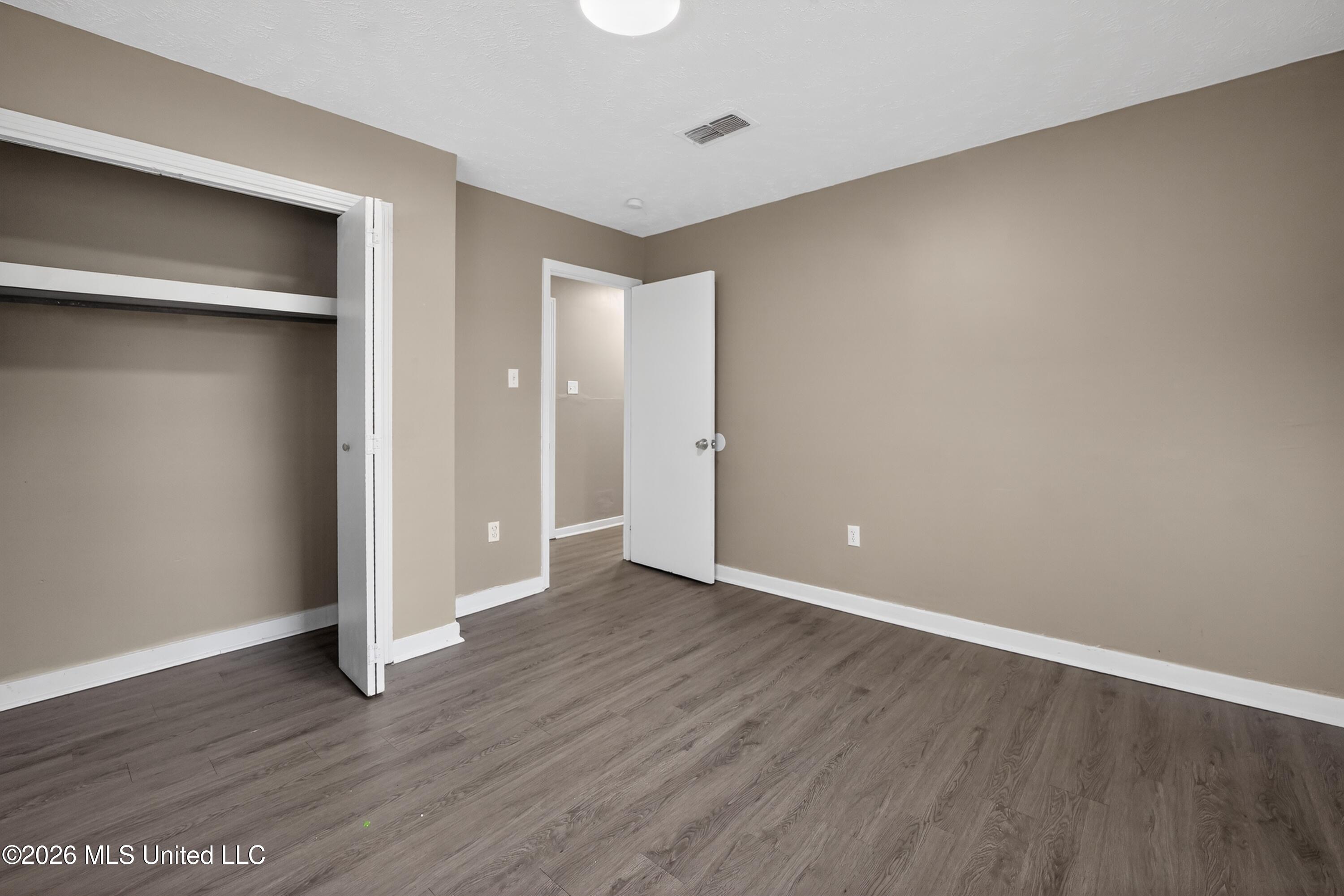 6578 Van Buren Road Jackson, MS 39213 - Photo 32 of 42 32_6578_Van_Buren_Rd-Bedroom-7280