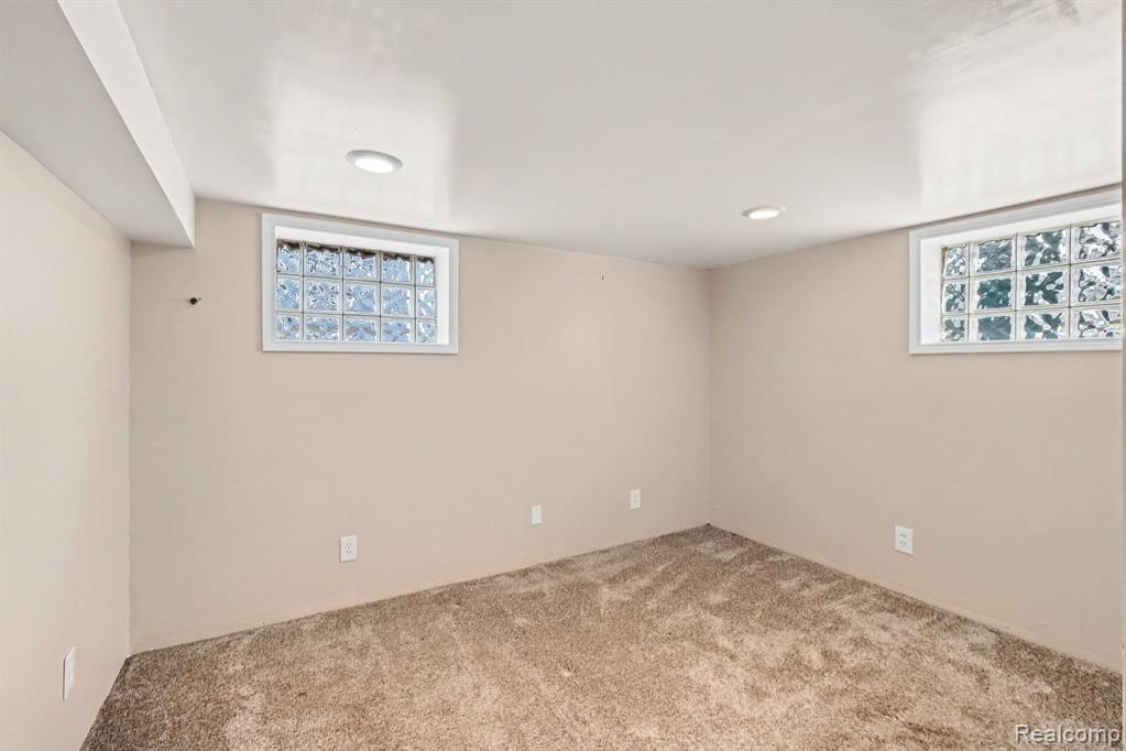 313 Myrtle Street Flushing, MI 48433 - Photo 18 of 19