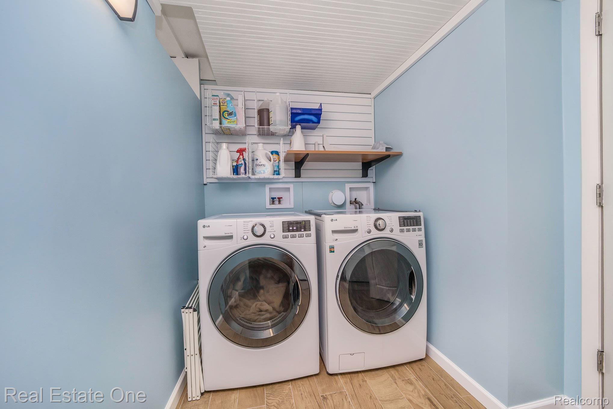 1276 Catalpa Drive Rochester, MI 48307 - Photo 27 of 28 Laundry Room in Lower Level.jpg