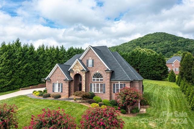 1085 Baker Barn Road Hickory, NC 28602 - Photo 2 of 41 Gallery Image 2