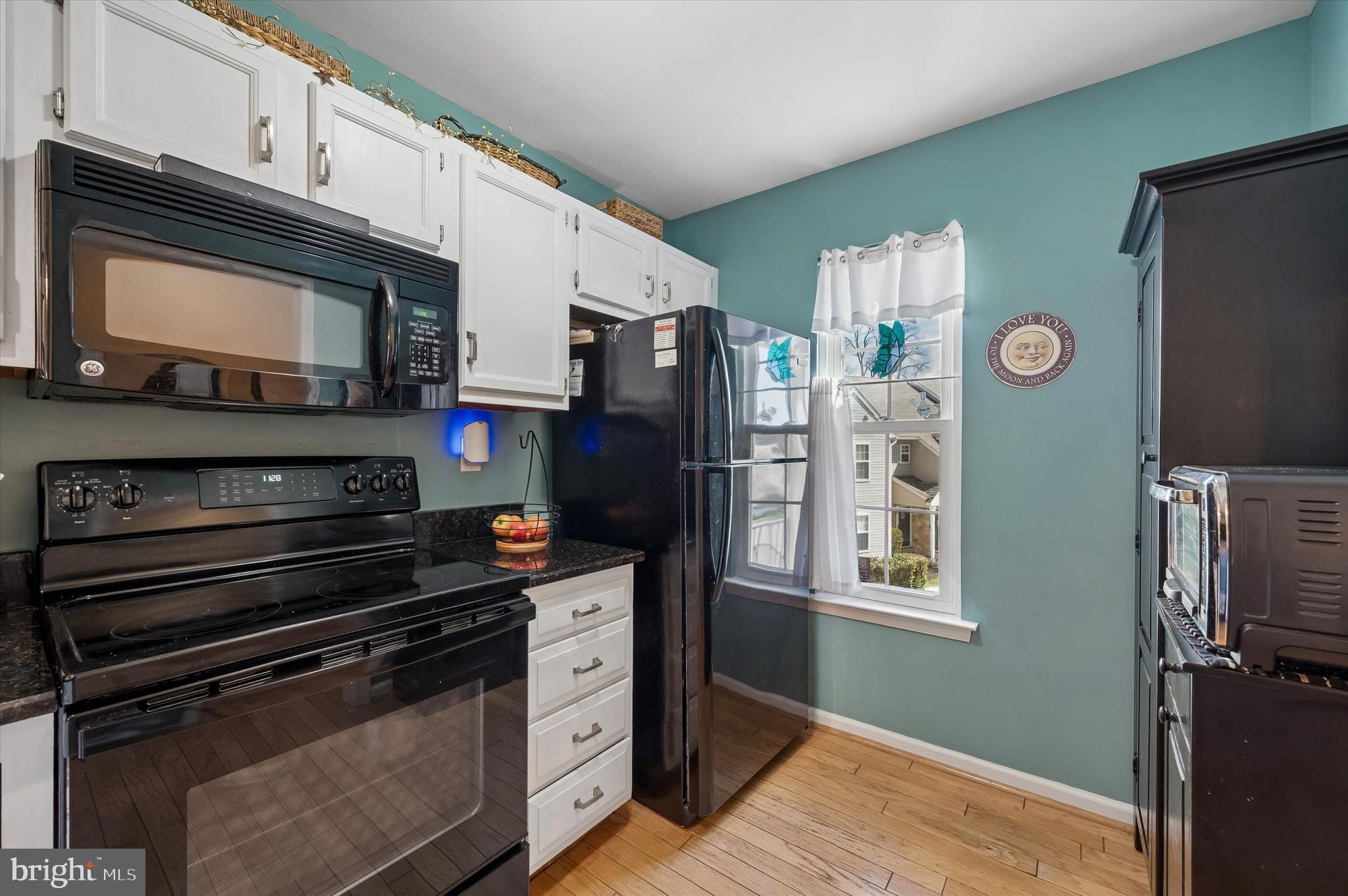 270 Miley Road, Unit 270 Aston, PA 19014 - Photo 7 of 25 Kichen