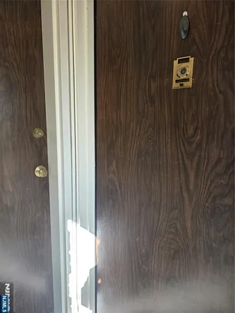 $1,950 | 590 A Center Street, Unit 6, Oradell, NJ 07649