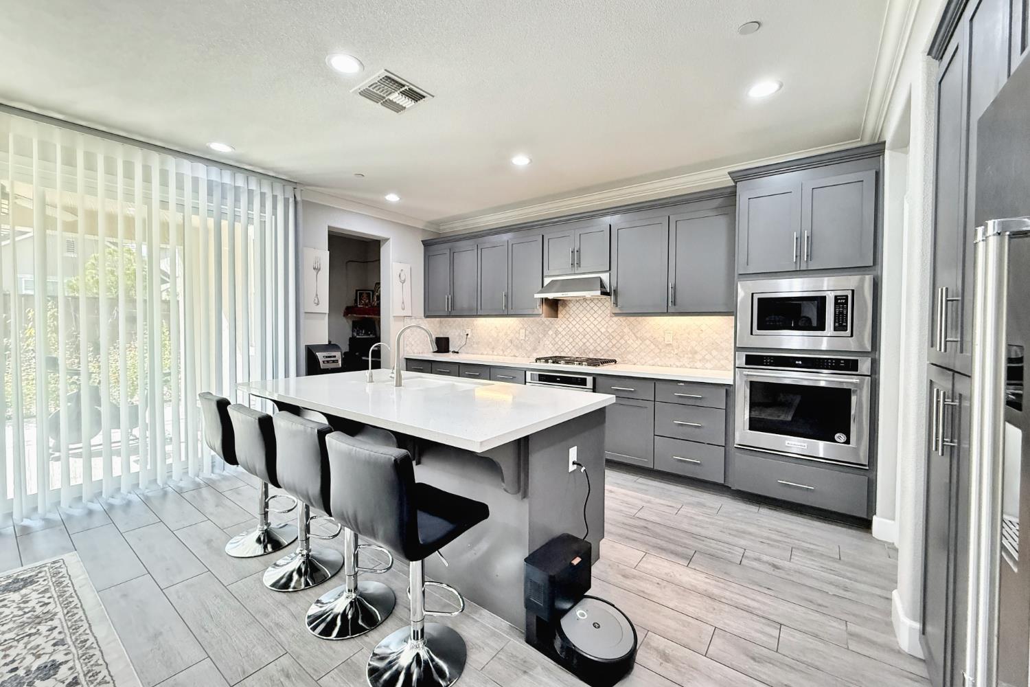 260 Seneca Way Lodi, CA 95240 - Photo 12 of 59