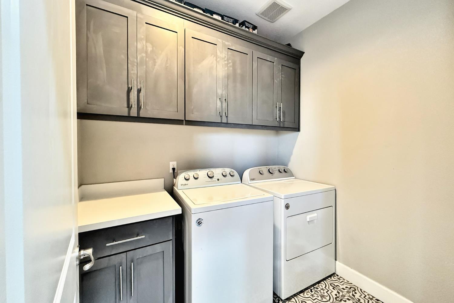 260 Seneca Way Lodi, CA 95240 - Photo 36 of 59