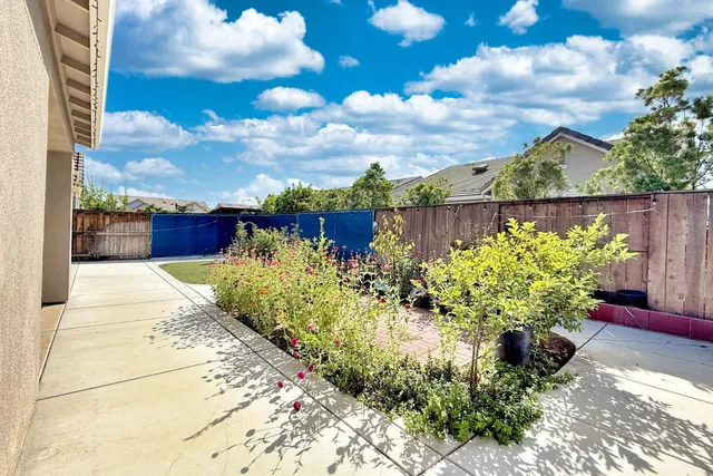 $739,990 | 260 Seneca Way, Lodi, CA 95240