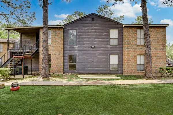 $1,050 | 7200 West T C Jester Boulevard, Unit 904, Houston, TX 77088