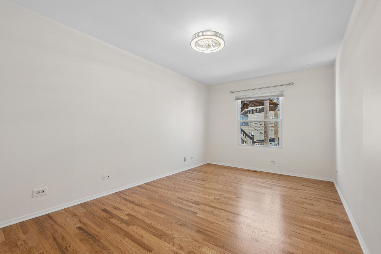 3239 North Kenmore Avenue, Unit 5 Chicago, IL 60657 - Photo 20 of 35 wooden floor in a room
