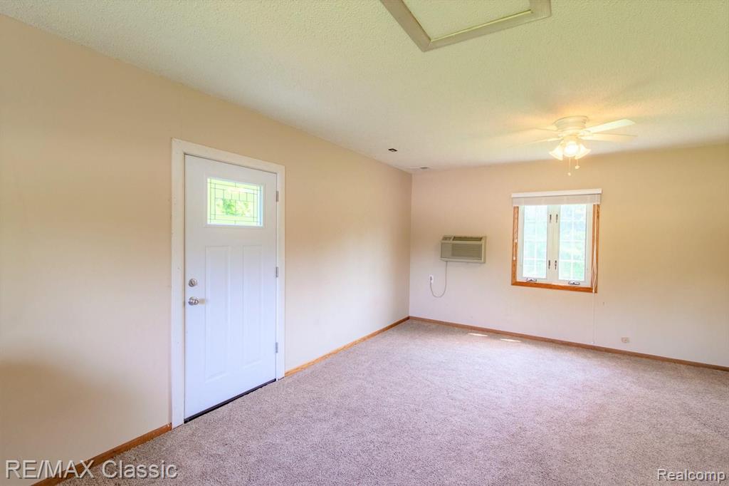 40611 West 10 Mile Road Novi, MI 48375 - Photo 41 of 42