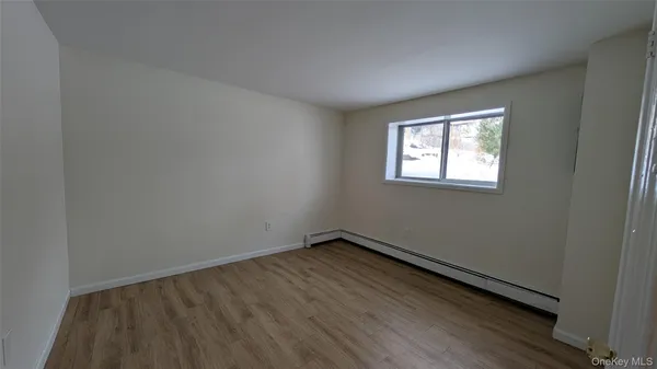 $2,225 | 2 Mountain Avenue, Middletown, NY 10940