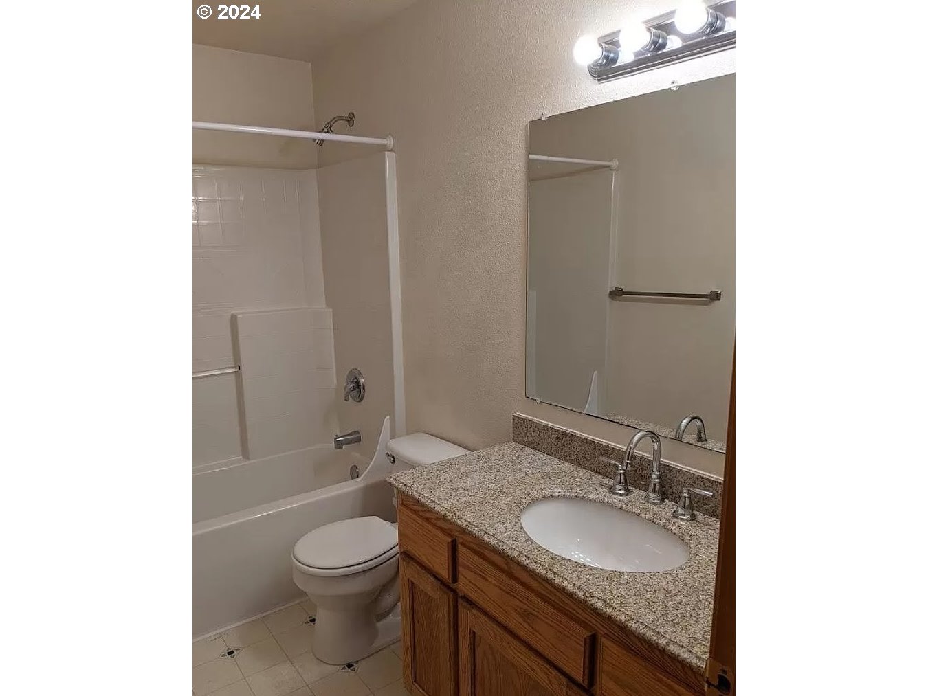 537 Nicholas Drive Springfield, OR 97477 - Photo 5 of 37 a bathroom with a granite countertop sink toilet and shower