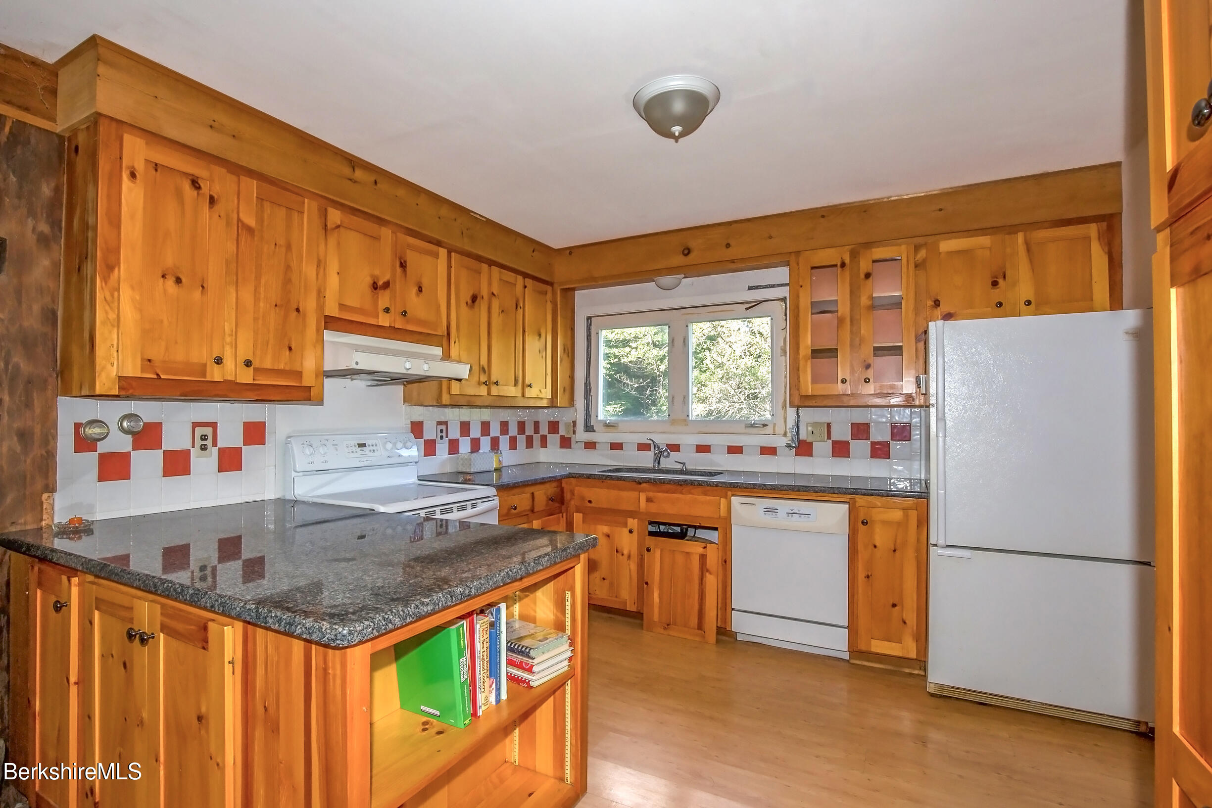 93 Becket Road Otis, MA 01253 - Photo 17 of 39 vincentcarusophotography_93BecketRd_Otis