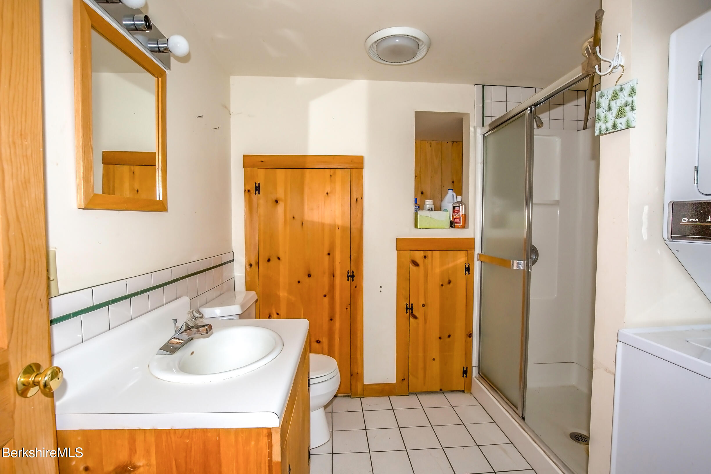93 Becket Road Otis, MA 01253 - Photo 21 of 39 vincentcarusophotography_93BecketRd_Otis