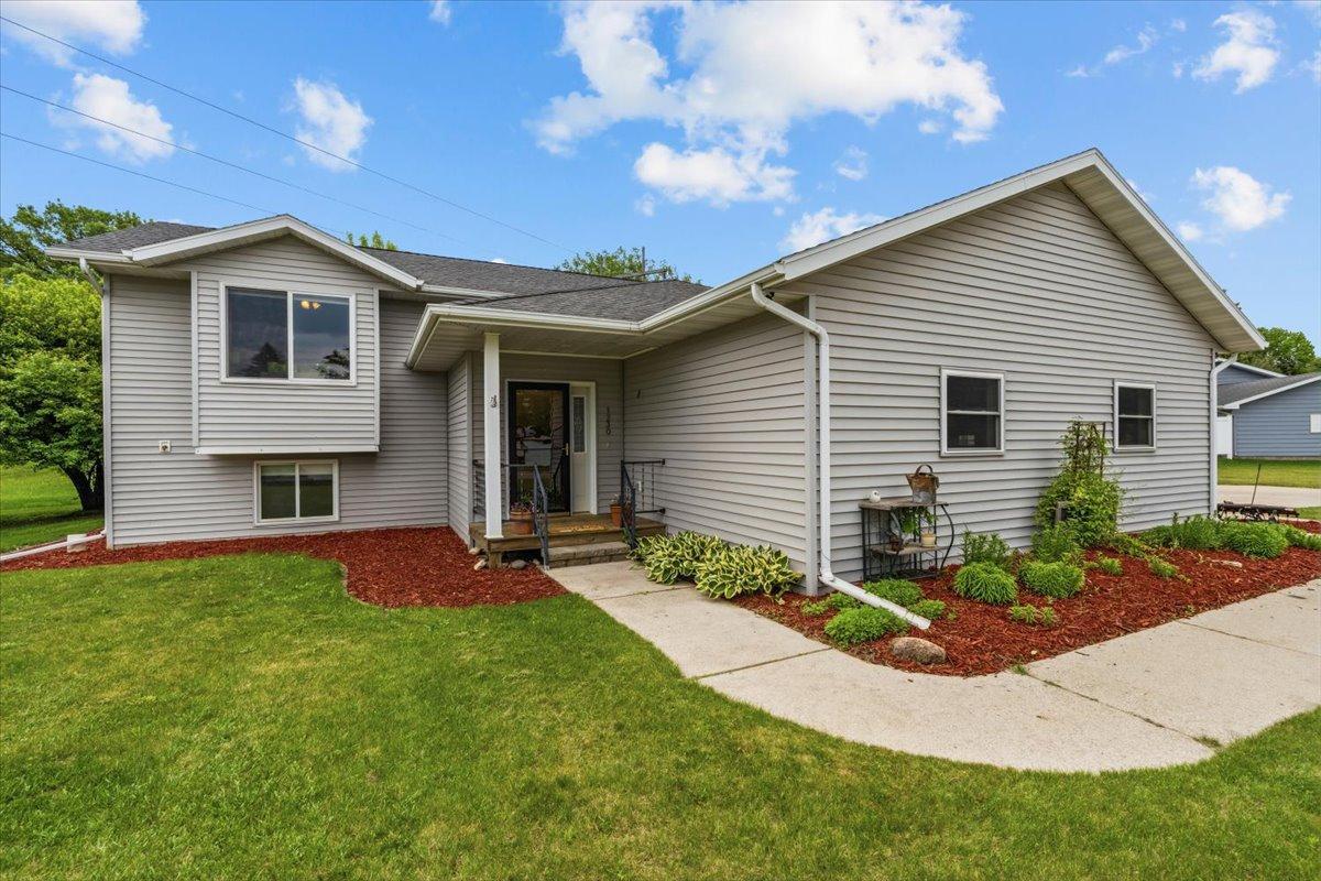 1230 Lenore Way Fergus Falls, MN 56537 - Photo 2 of 88