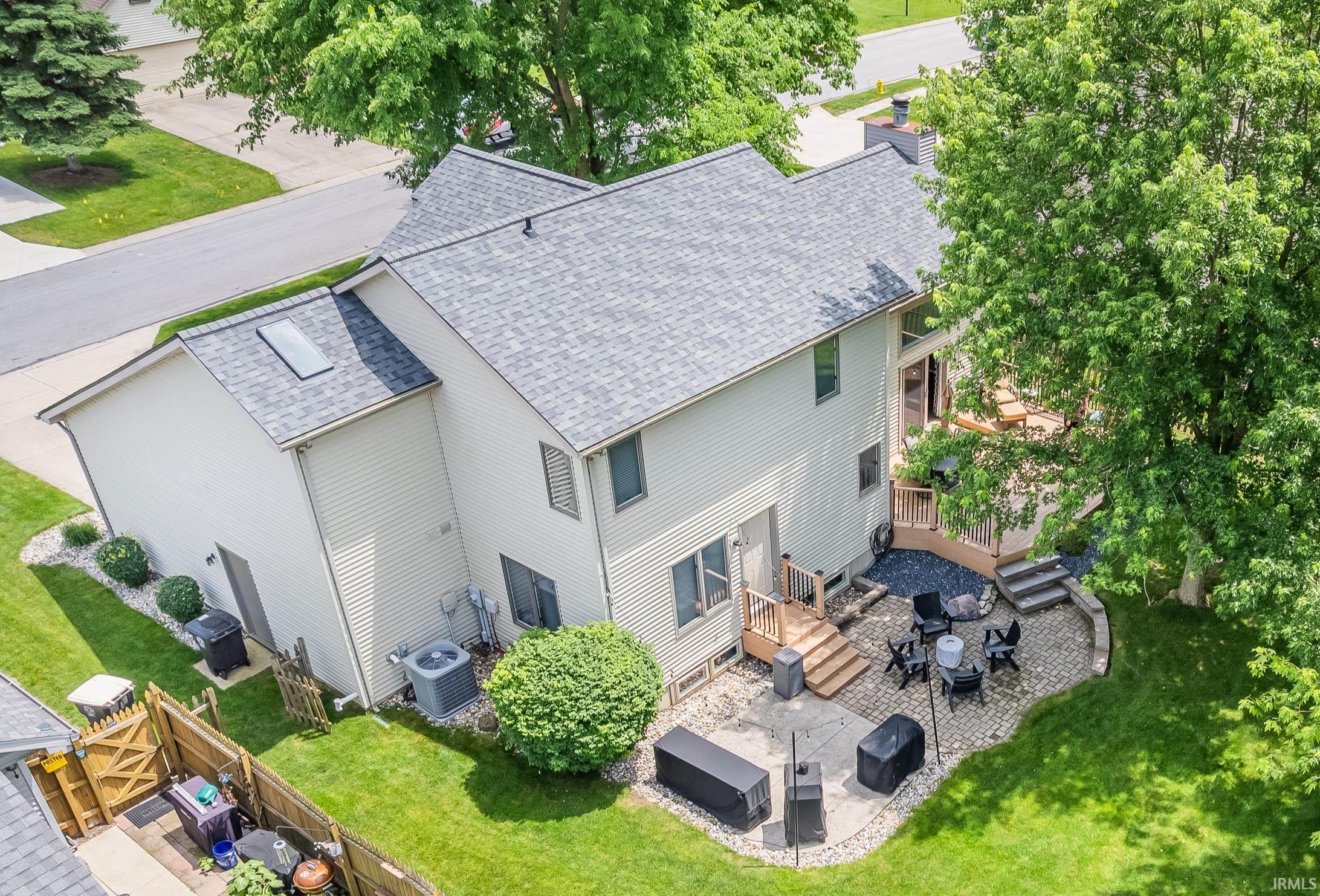 8313 Summerset Place Fort Wayne, IN 46825 - Photo 4 of 34