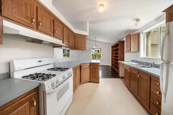 $1,299,000 | 3831 Crescent Drive, Santa Barbara, CA 93110