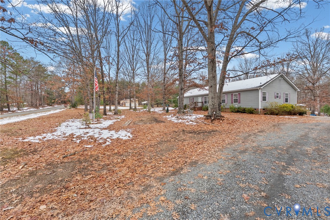 9174 Howardsville Road Howardsville, VA 24562 - Photo 35 of 53