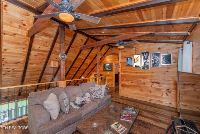 $520,000 | 3155 Bryan Road, Kodak, TN 37764