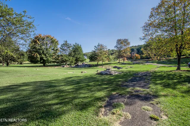 $520,000 | 3155 Bryan Road, Kodak, TN 37764