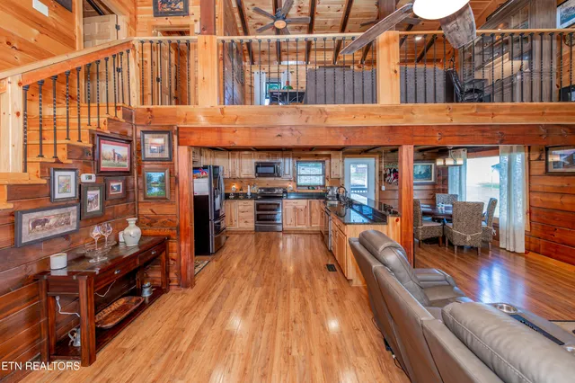 $520,000 | 3155 Bryan Road, Kodak, TN 37764