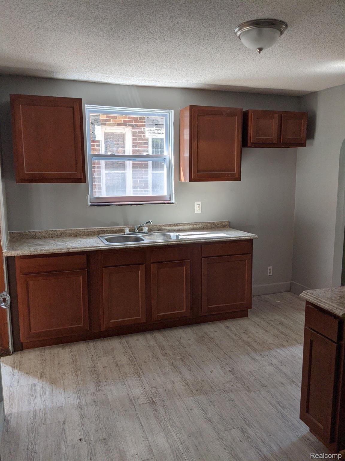 5261 Audubon Road Detroit, MI 48224 - Photo 7 of 11 Gallery Image 7