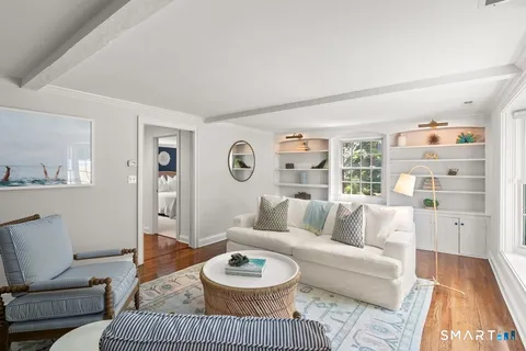 $1,695,000 | 28 East Lane, Darien, CT 06820