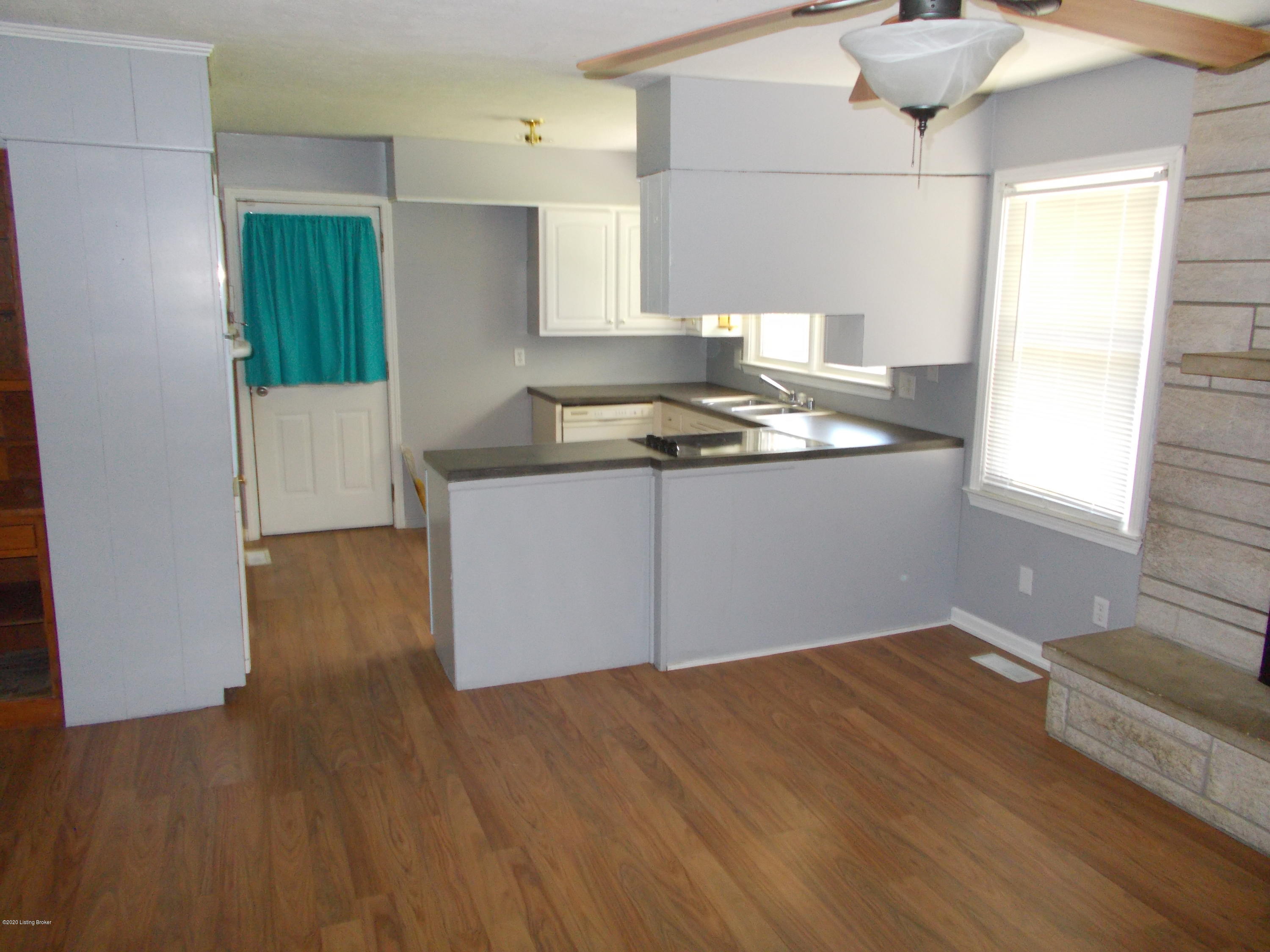 249 Colesburg Road Lebanon Junction, KY 40150 - Photo 5 of 18 DSCN1054