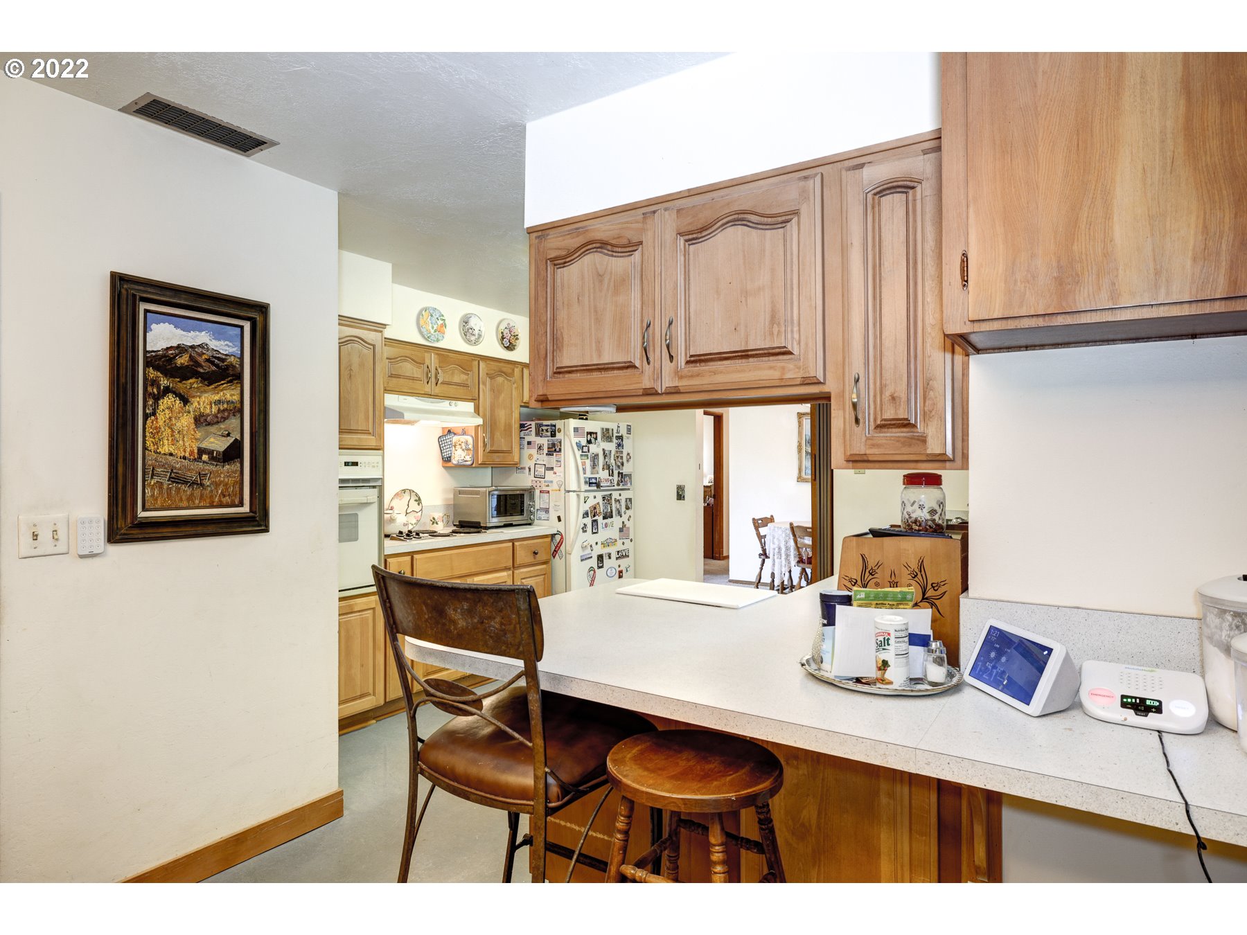 836 Northeast Donelson Road Hillsboro, OR 97124 - Photo 13 of 32 Kitchen