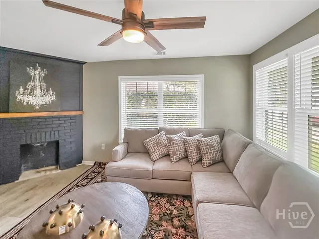 $1,900 | 1012 West 52nd Street, Savannah, GA 31405